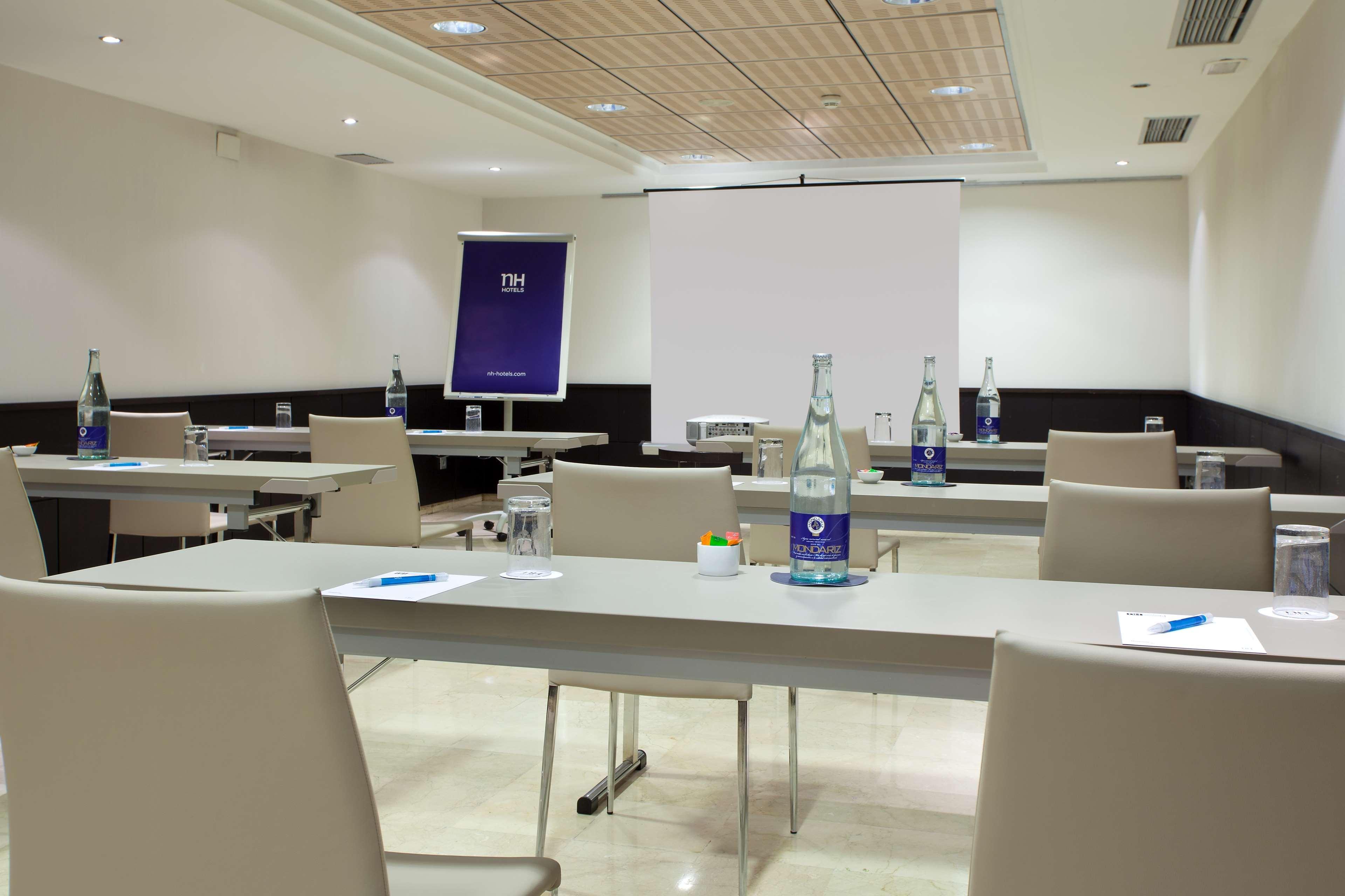 Nh Ciudad De Hotel 3*